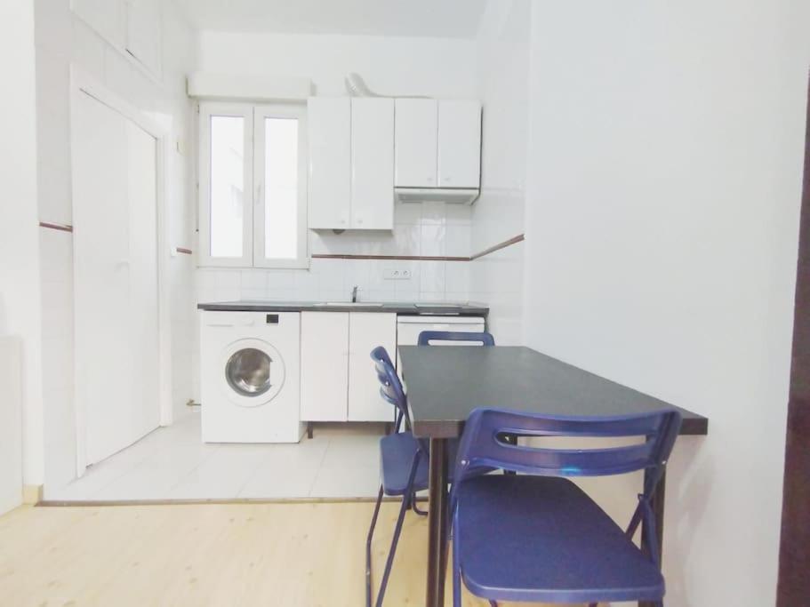 Bg5 Estudio Arguelles Moncloa * Madri